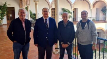 Alcalde de Zafra con el presidente del CD Zafra