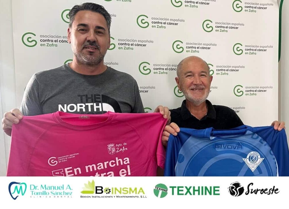 Homenaje del CD Zafra a los miembros de la AECC de Zafra en 2025